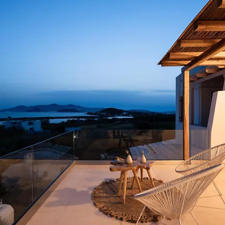 Leanda, Agios Prokopios, By Naxosvibe *