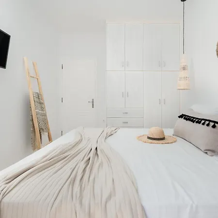 Leanda, Agios Prokopios, By Naxosvibe 아기오스프로코피오스