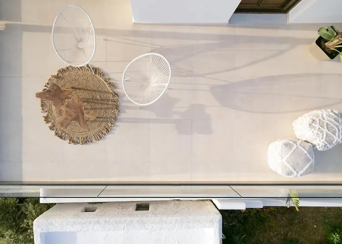 Leanda, Agios Prokopios, By Naxosvibe